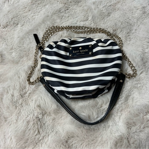Kate Spade Black White Stripe Satin Crossbody Bag Chain Strap Small Purse - Picture 7 of 15